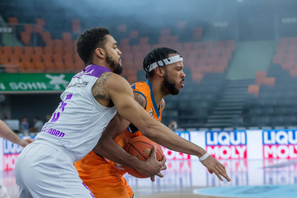 下年仅20 下年仅20