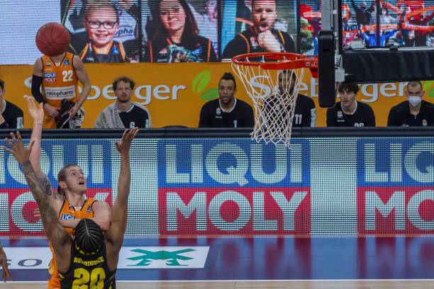 来的长篮板 来的长篮板